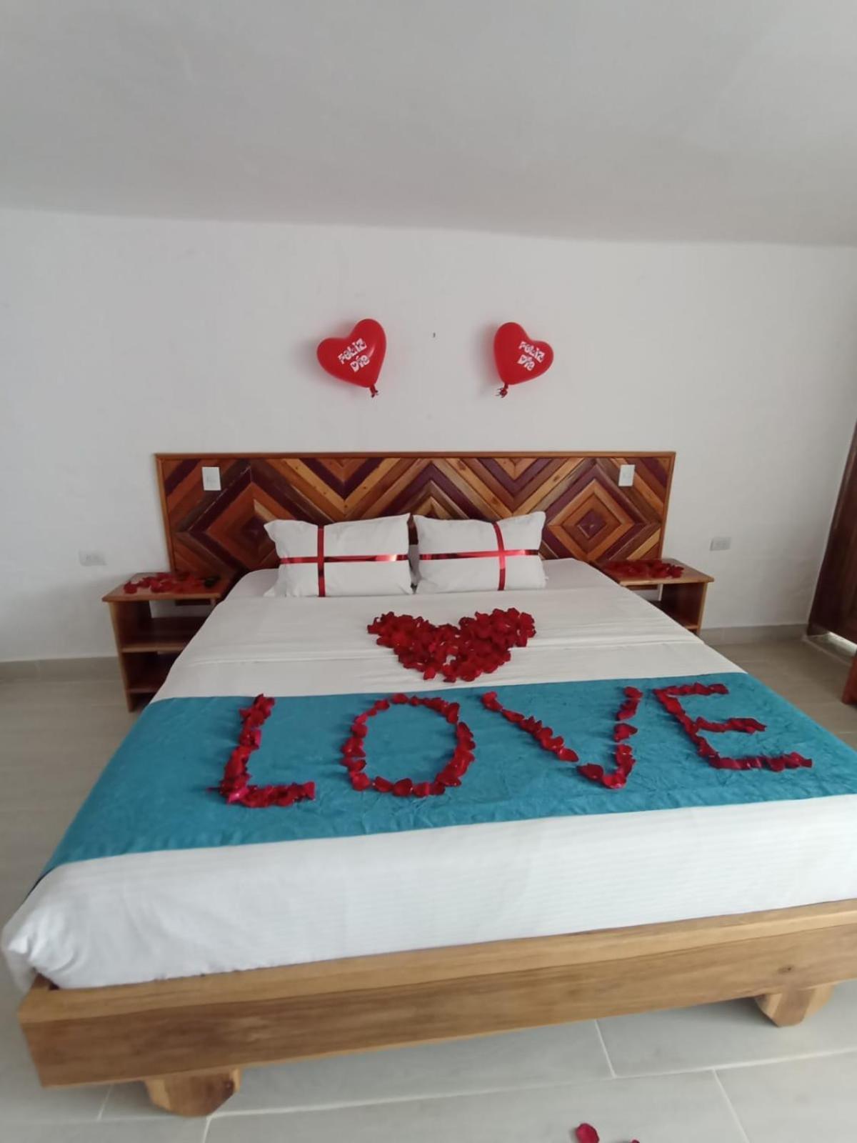 Santa Laura Hotel *